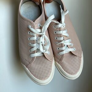 EUC Rag & Bone pink perforated sneaker